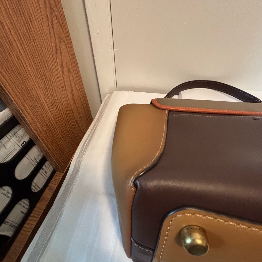 Coach 1941 Color Block Courier Carry all Leather Satchel crossbody - Picture 9 of 16
